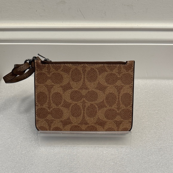 Coach Handbags - Coach signature logo wristlet wallet